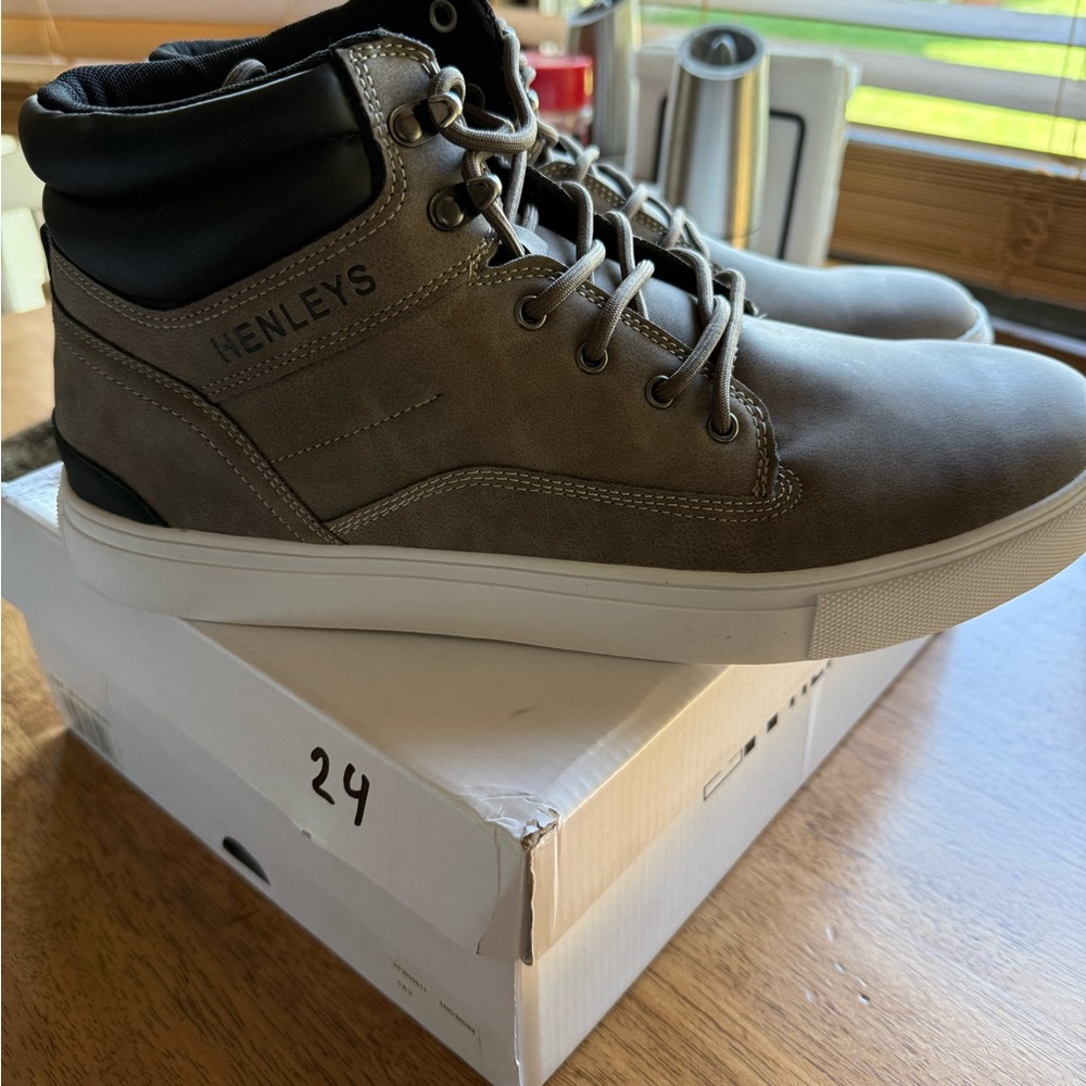 Men's Gray and Black High-Top Sneakers